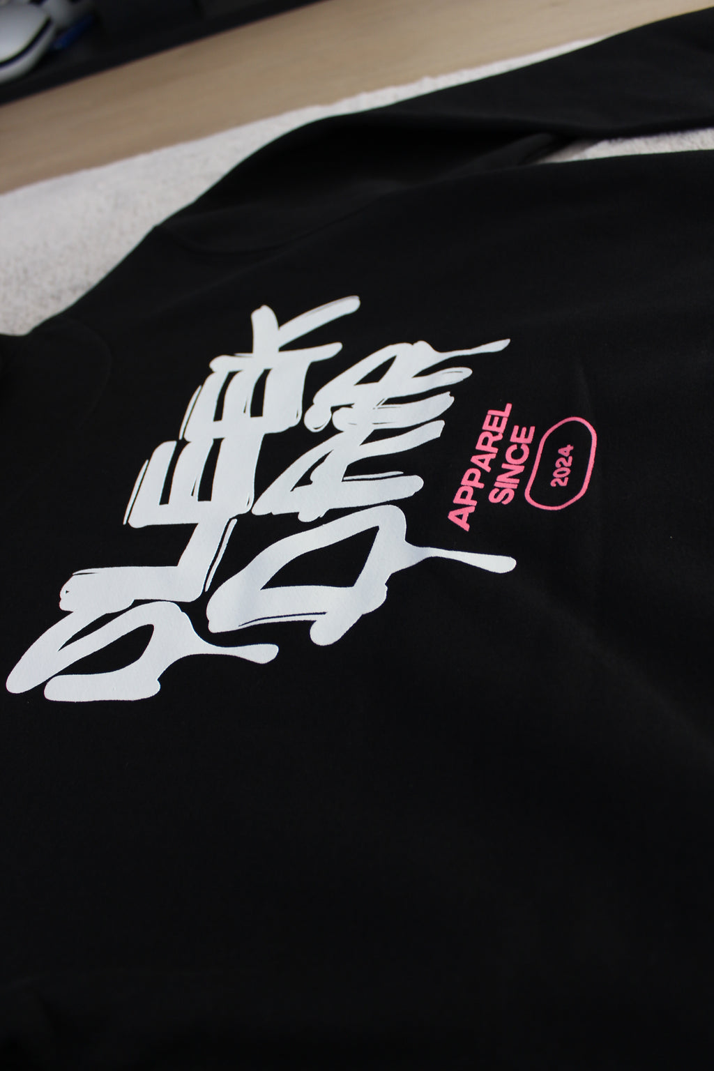 Sleek drip graphic hoodie