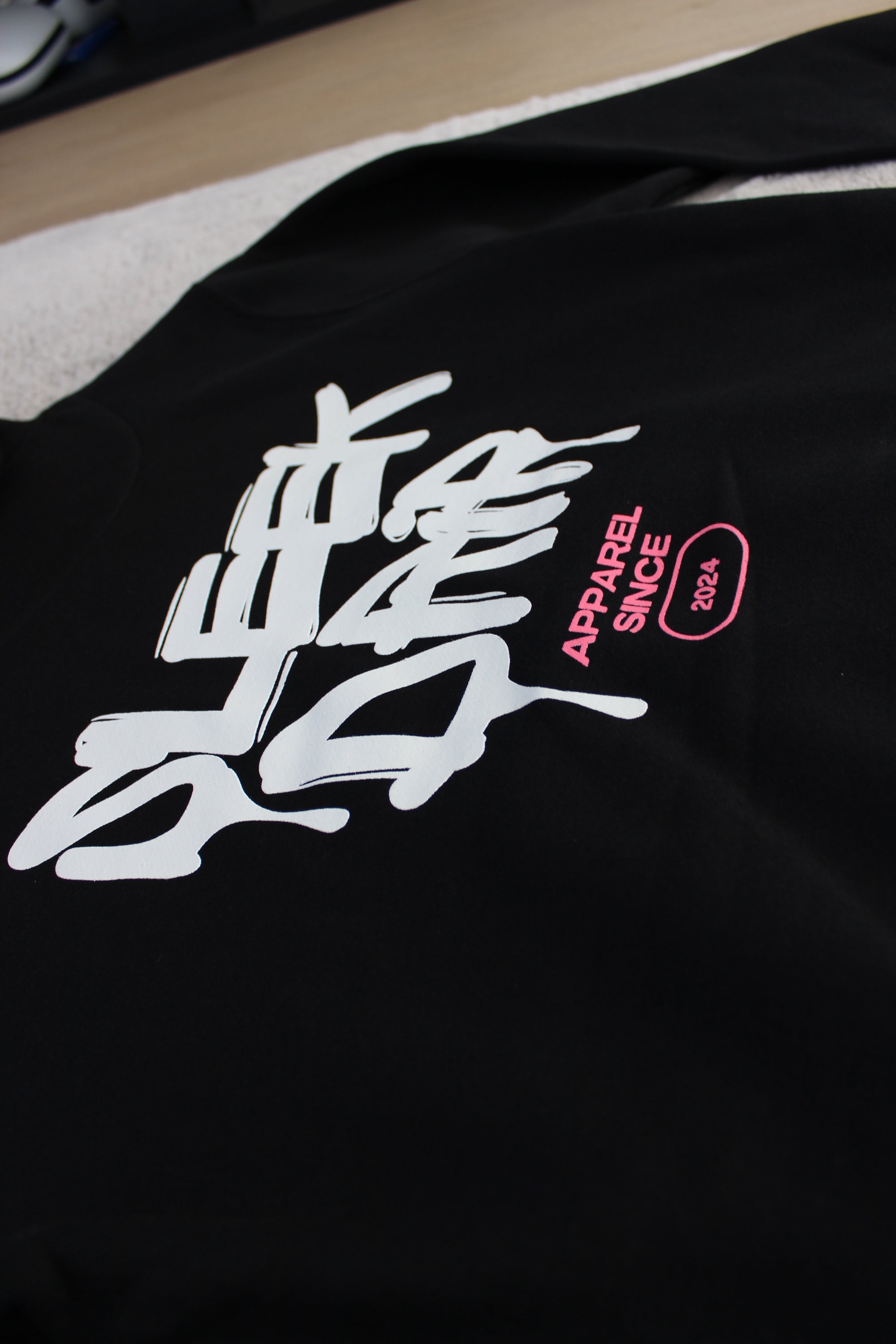 Sleek drip graphic hoodie
