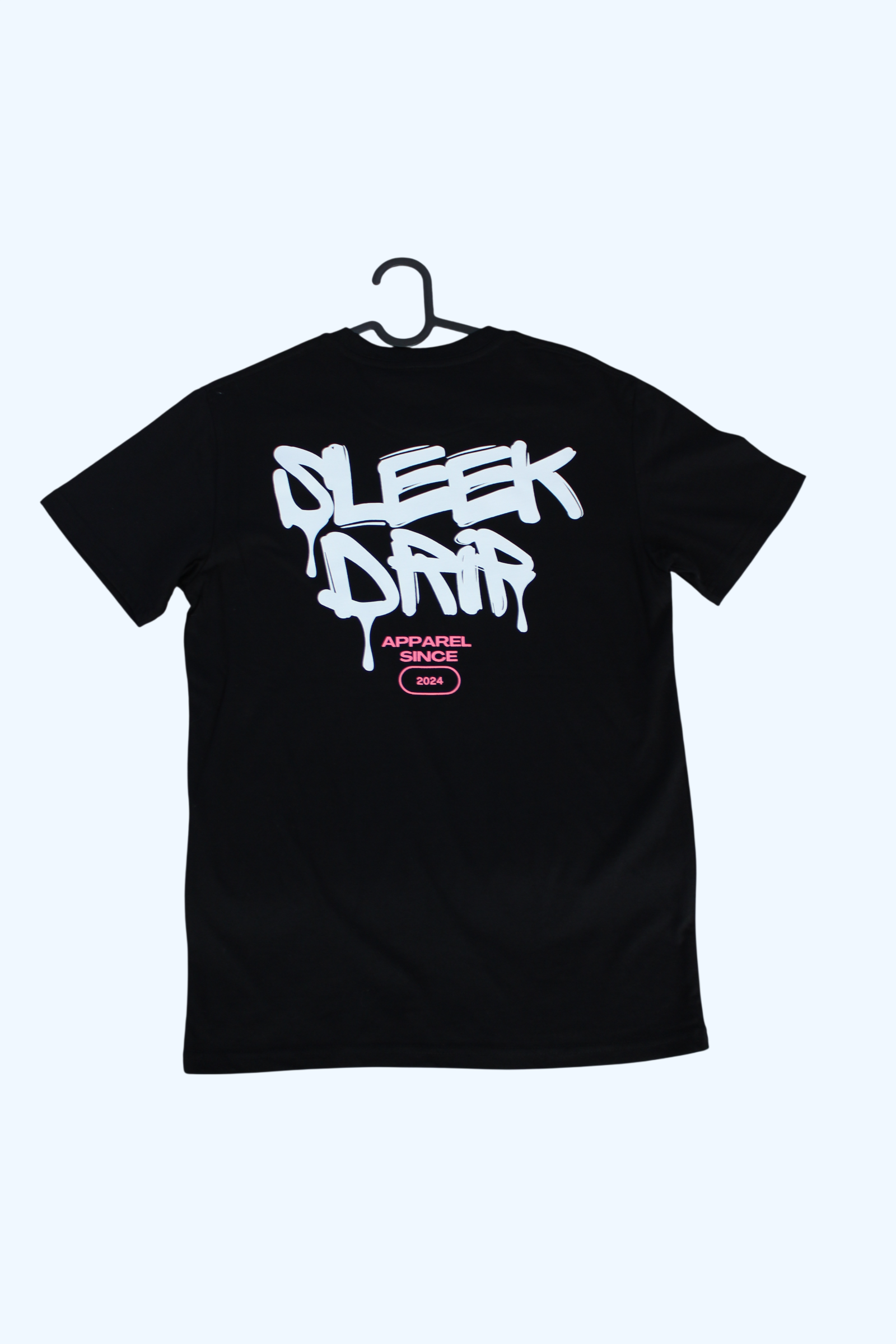 Sleek drip graphic tee