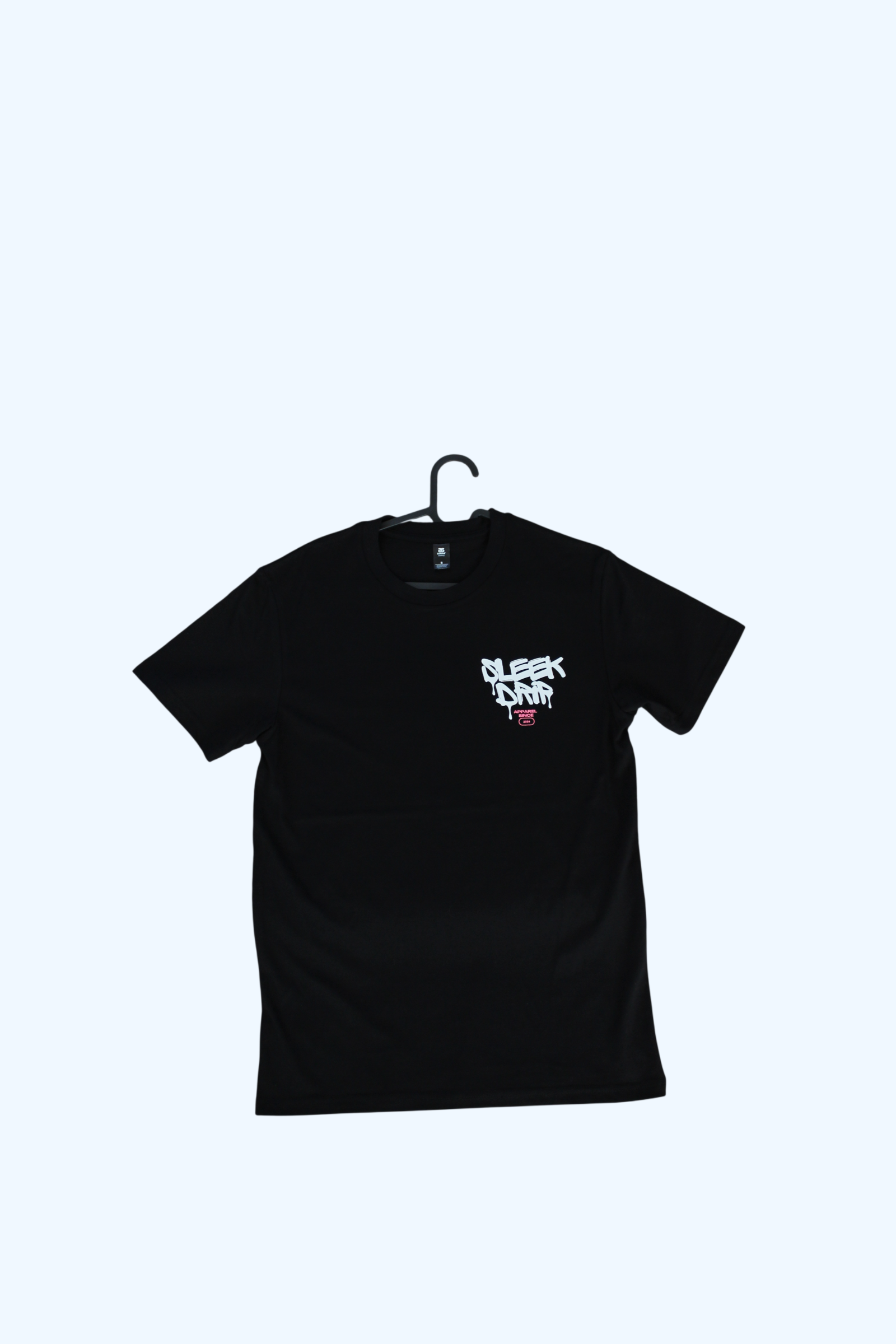 Sleek drip graphic tee